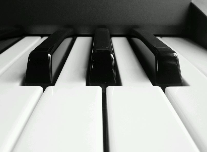 Learn About The Black Keys On The Keyboard | Master The Piano